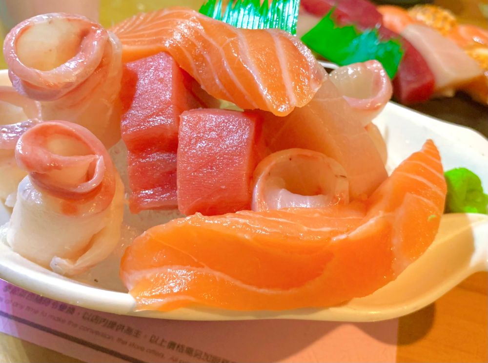 金魚-生魚片